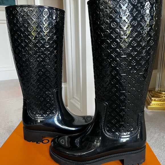 Louis Vuitton Rubber Boots, 38, Black Monogram - Picture 14 of 14